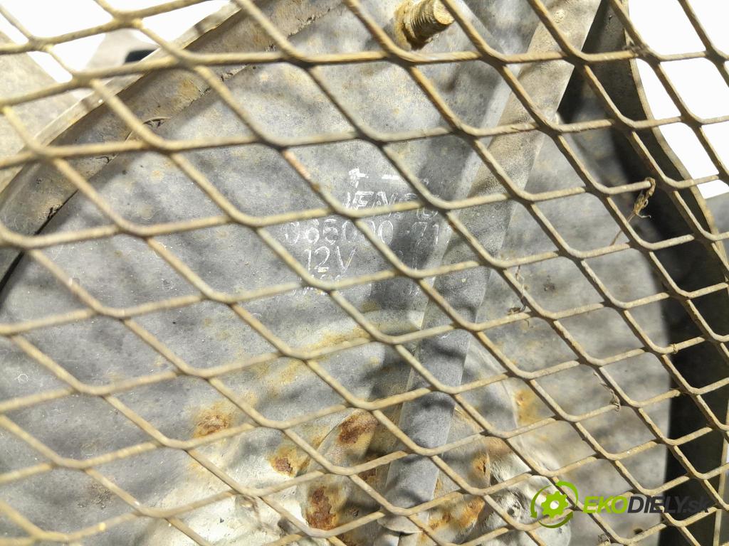 Mitsubishi Pajero 1999 Ventilátor Chladič: