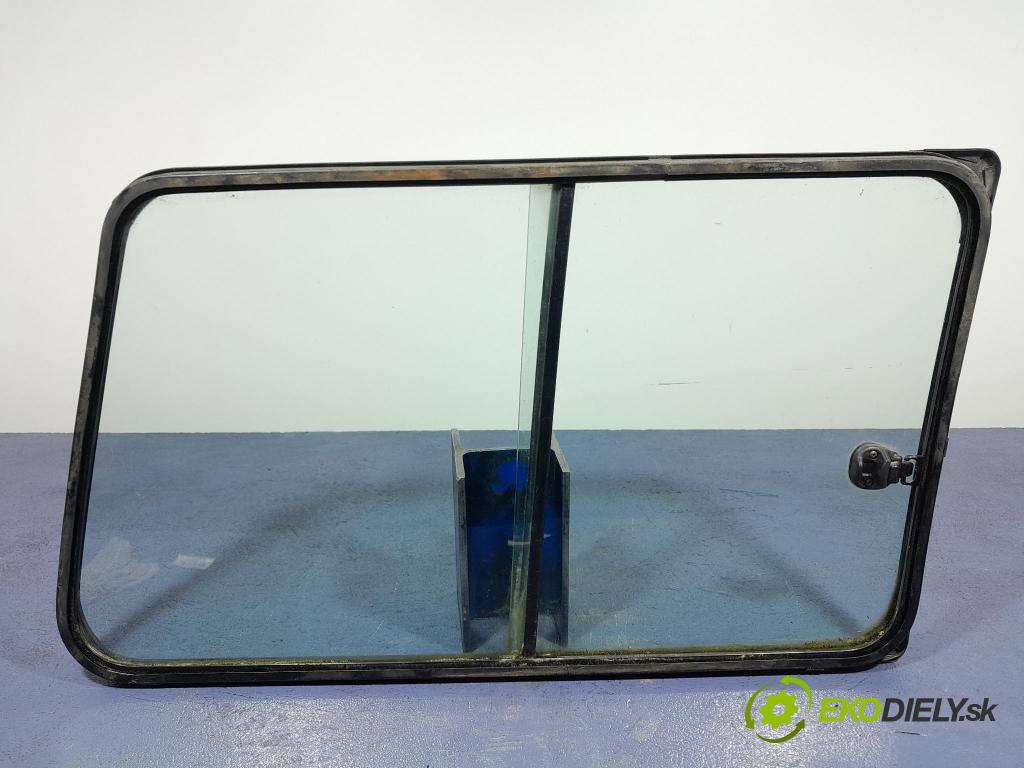 Mitsubishi Pajero 1999 sklo Karoséria: zad 