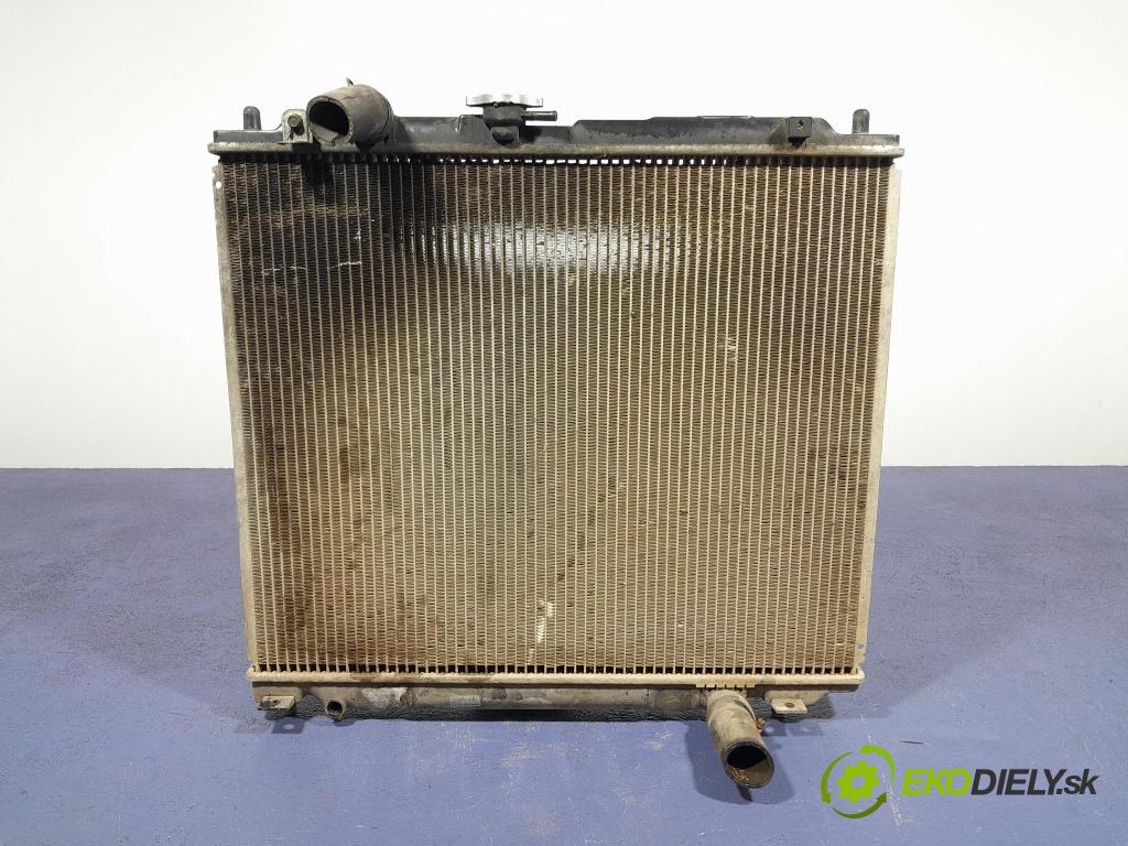 Mitsubishi Pajero 1999 chladič Voda: