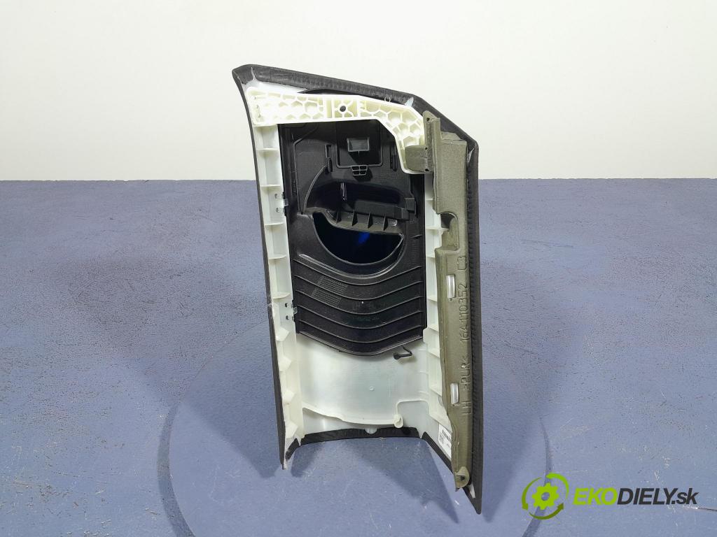Bmw X7 2021 kryt Plast: Interiéry: 5A0DA53
