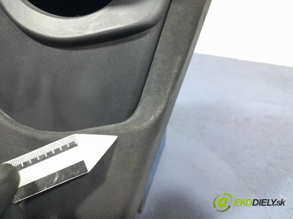 Bmw X7 2021 kryt Plast: Interiéry: 5A0DA53