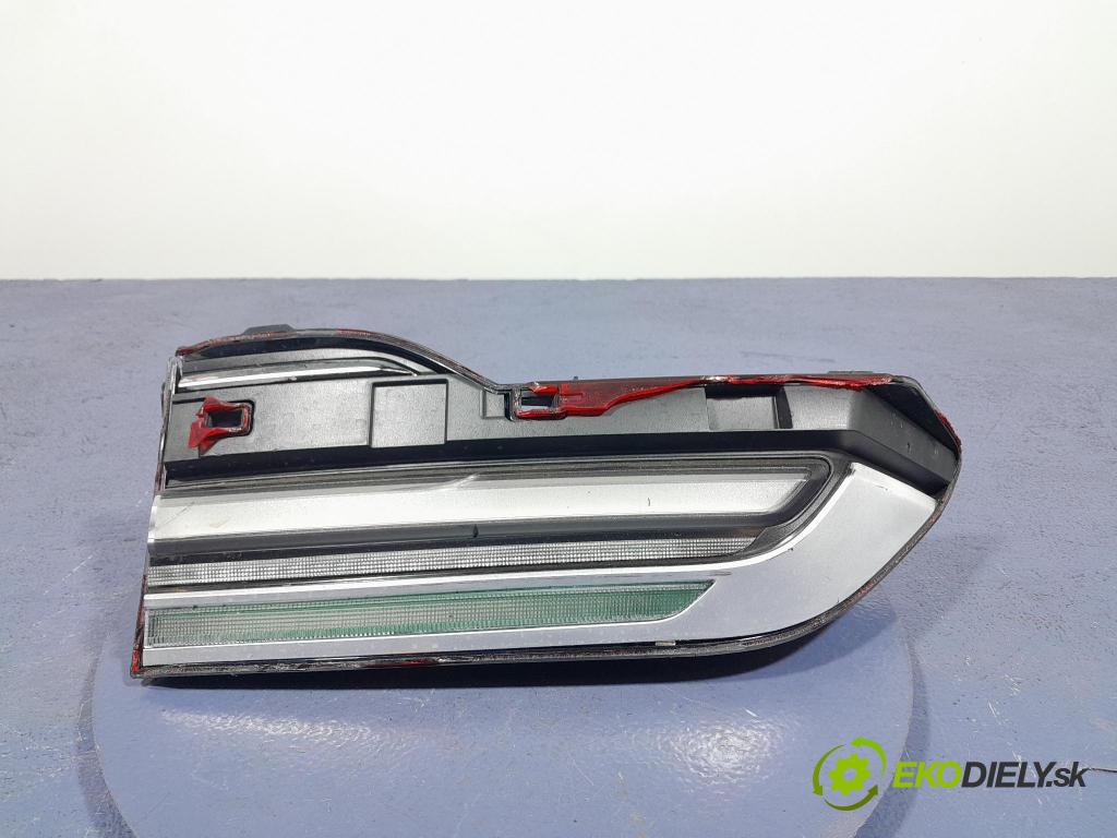 Bmw X7 2021 svetlo / reflektor zad ľavá Vnútri:
