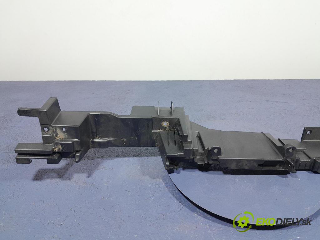 Bmw X7 2021 kryt Plast: Interiéry: 7438978