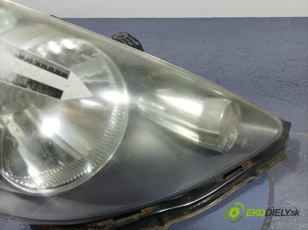 Honda Jazz 2008 Reflektor: v pravo: P4952