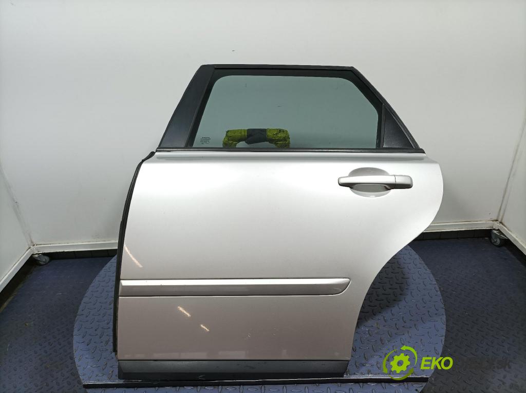 Volvo V50 2007 dvere zad Vľavo: