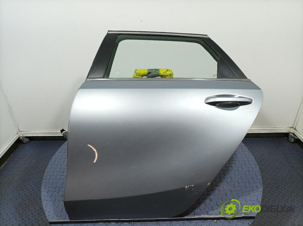 Kia Ceed 2023 dvere zad Vľavo: