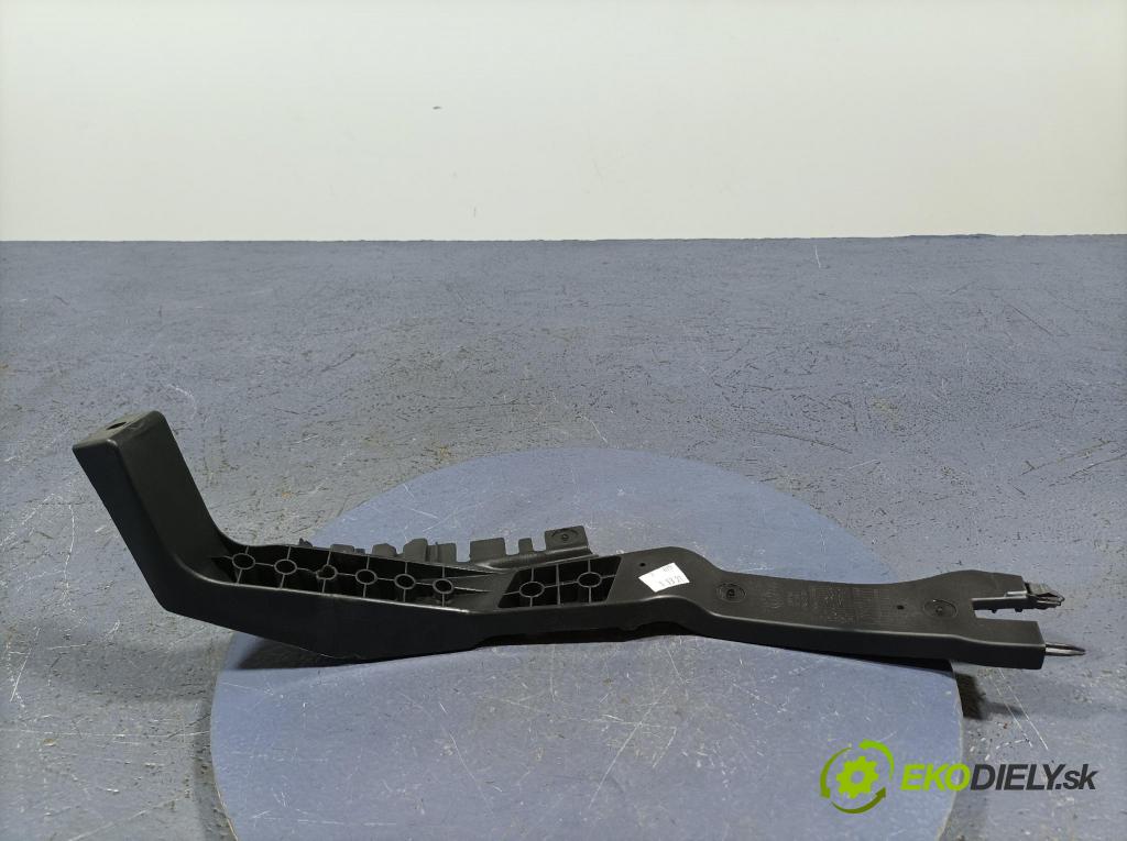 Bmw X7 2021 kryt Plast: Interiéry: 7941116
