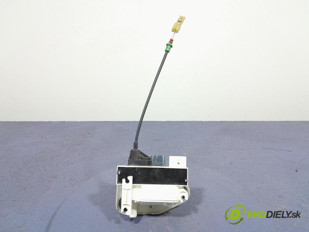 Bmw X7 2021 zámok dvere Predné v pravo: 7444678