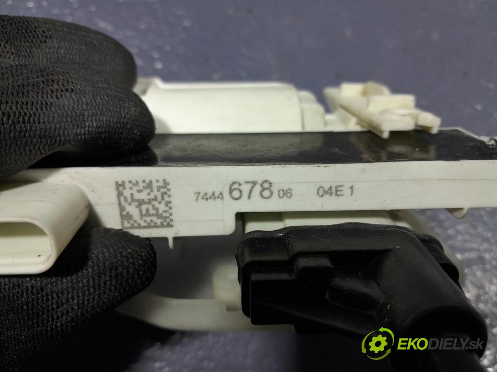 Bmw X7 2021 zámok dvere Predné v pravo: 7444678