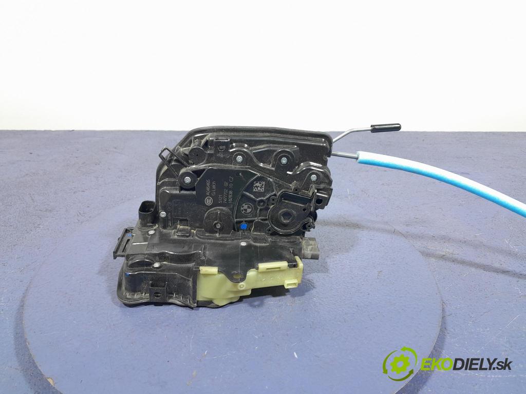 Bmw X7 2021 zámok dvere Predné v pravo: 7477702