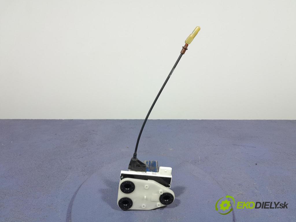 Bmw X7 2021 zámok dvere zad Vľavo: 7444675