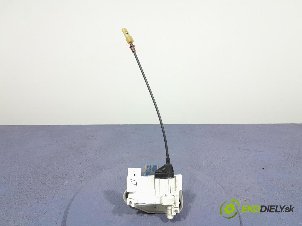 Bmw X7 2021 zámok dvere zad Vľavo: 7444675