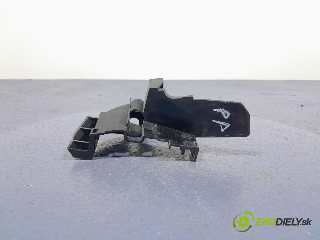 Bmw X7 2021 kryt Plast: Interiéry: 7444681