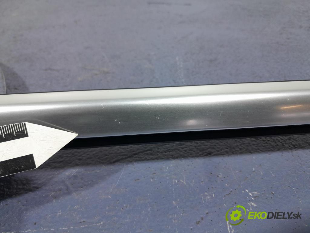 Bmw X7 2021 lišta Dekoratívne: 7444104