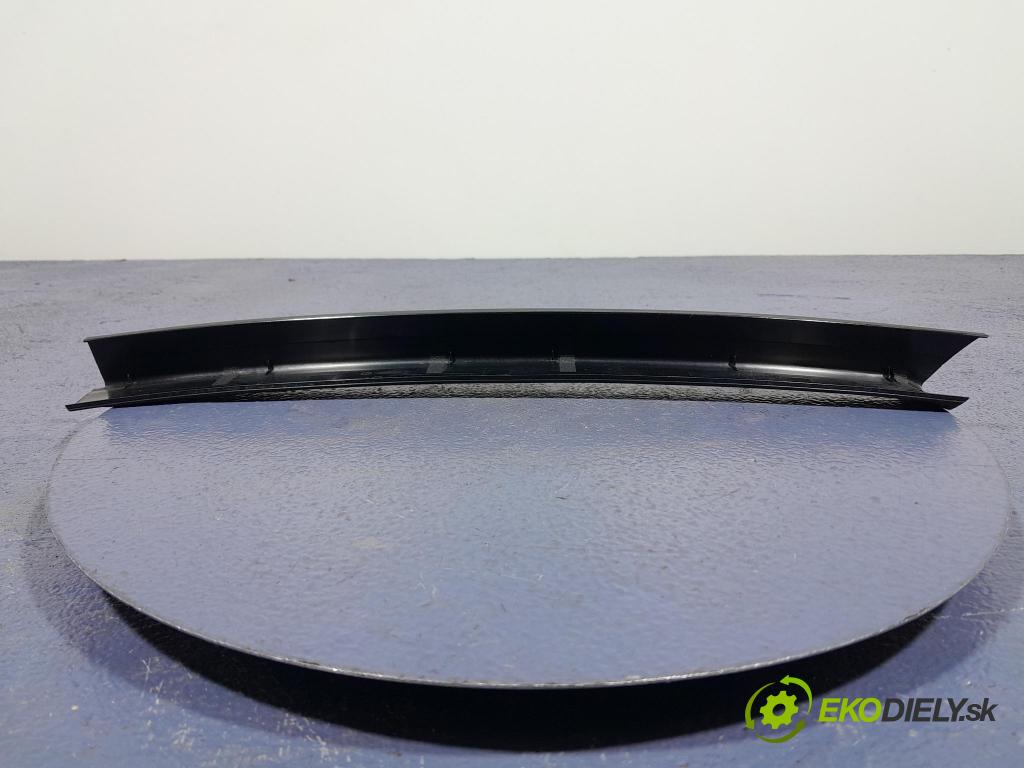 Bmw X7 2021 kryt Plast: Interiéry: 7482519