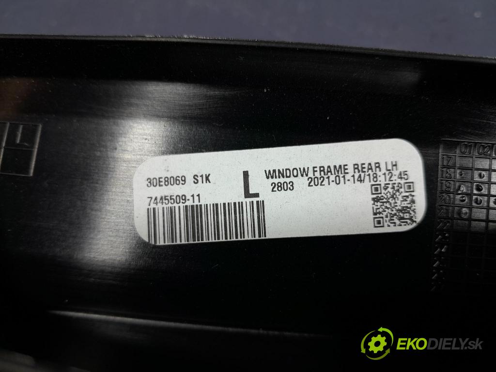 Bmw X7 2021 kryt Plast: Interiéry: 7445509