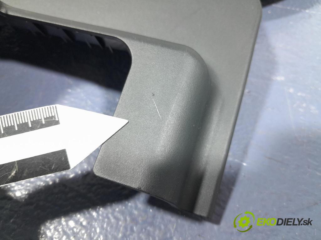 Bmw X7 2021 kryt Plast: Interiéry: 7458778