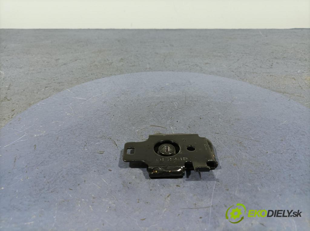 Bmw X7 2021 kryt Plast: Interiéry: 7438981