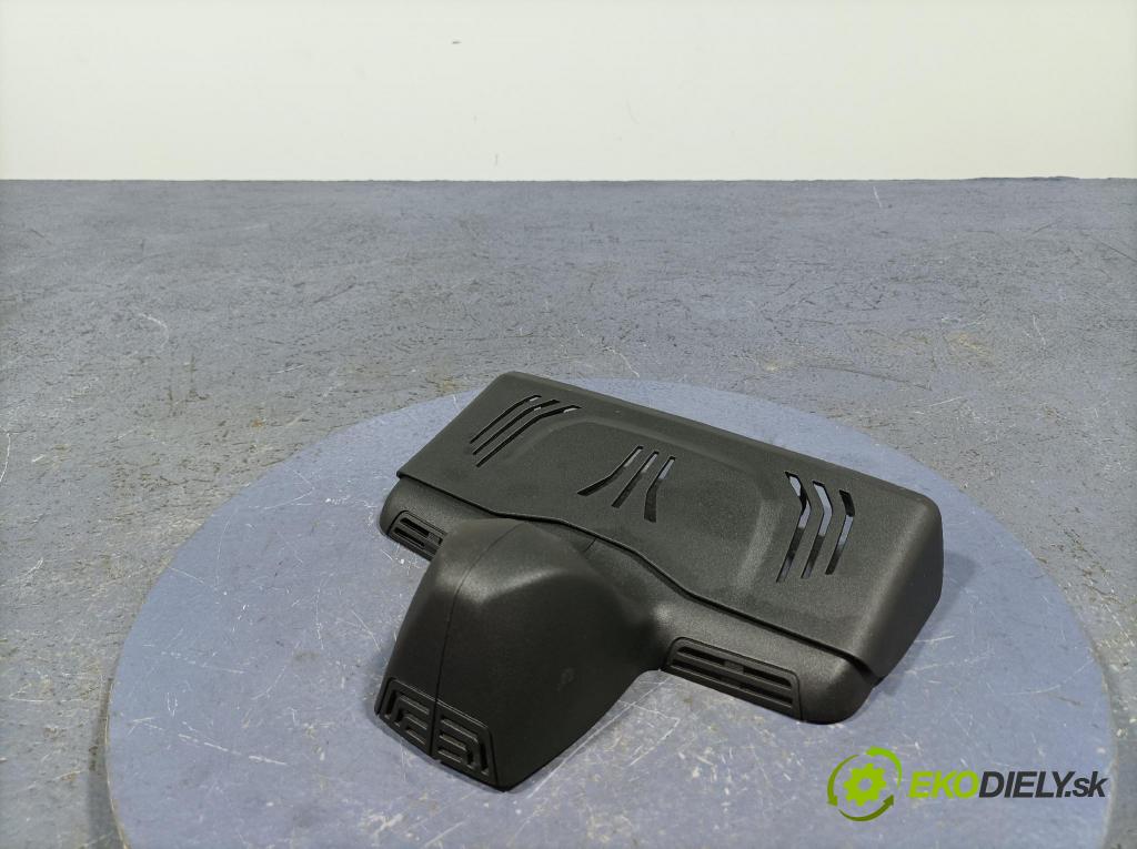 Bmw X7 2021 kryt Plast: Interiéry: 6805815