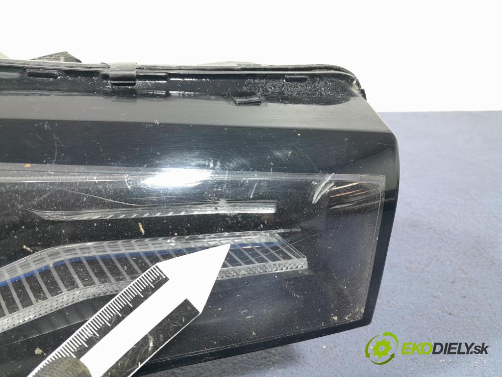 Bmw X7 2021 Reflektor: v pravo: 9481802