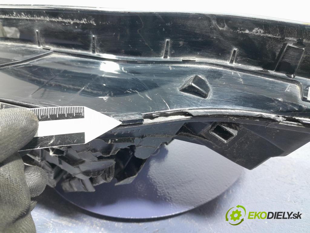 Bmw X7 2021 Reflektor: v pravo: 9481802