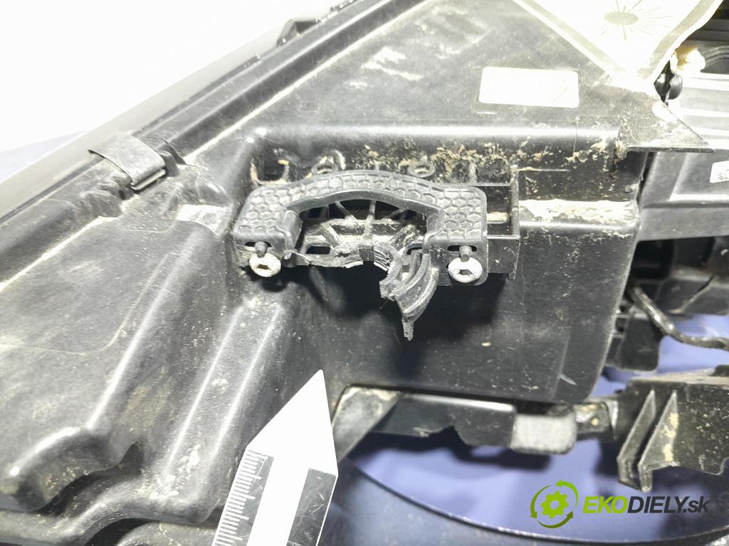 Bmw X7 2021 Reflektor: v pravo: 9481802