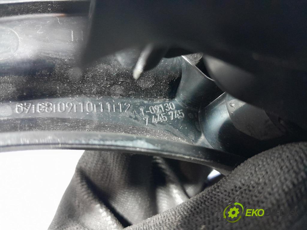 Bmw X7 2021 kryt Plast: Interiéry: 7434345