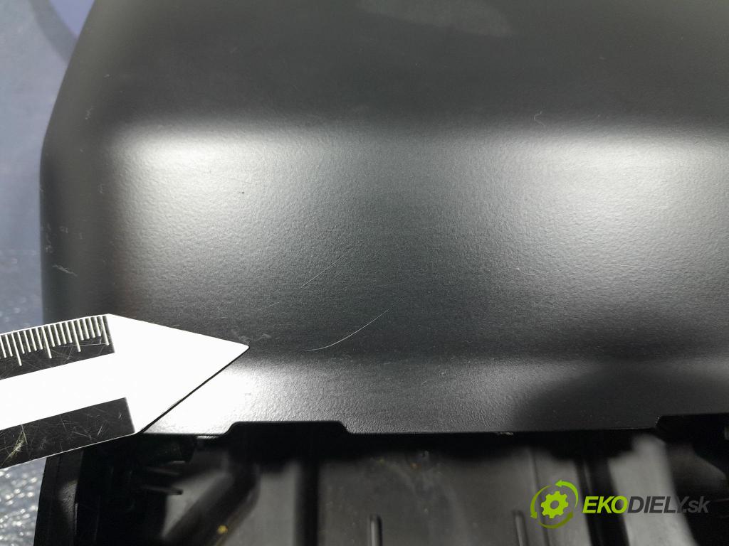Bmw X7 2021 kryt Plast: Interiéry: 7952184