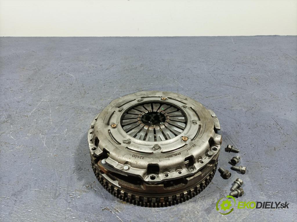 Kia Ceed 2023 Spojka: / koleso 23200-08000