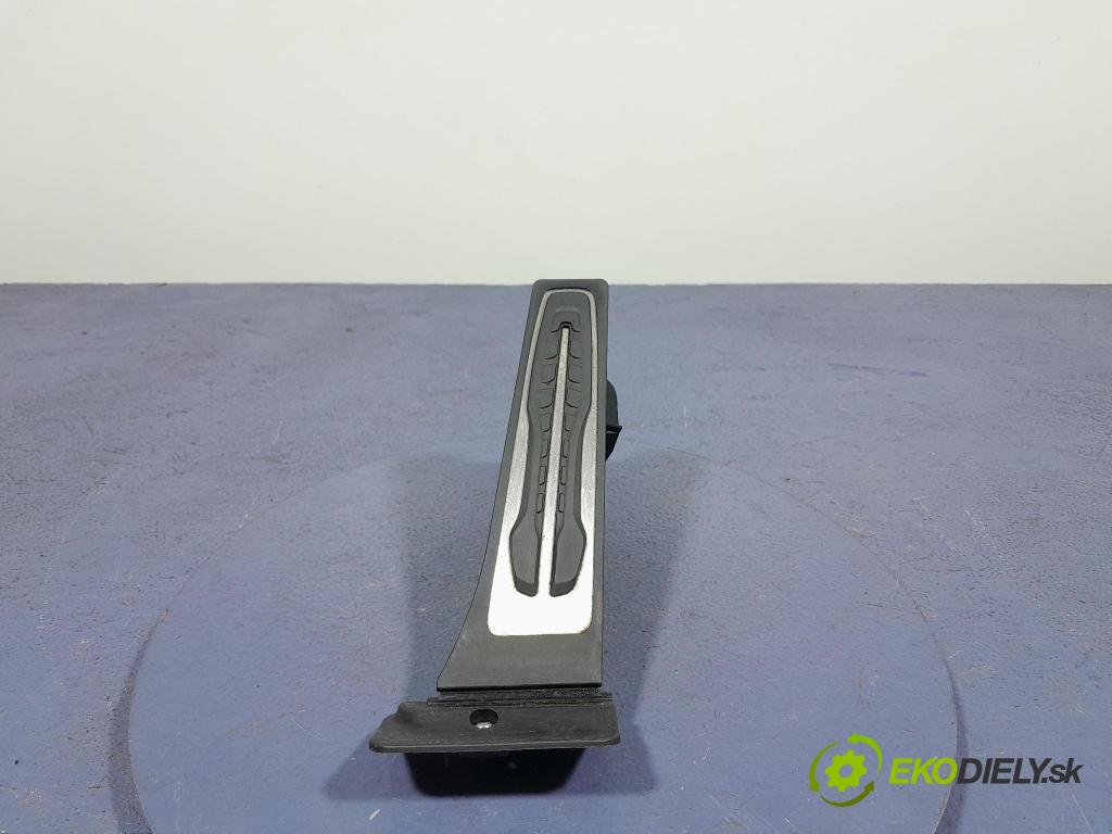 Bmw X7 2021 pedal Plyn: 6889820