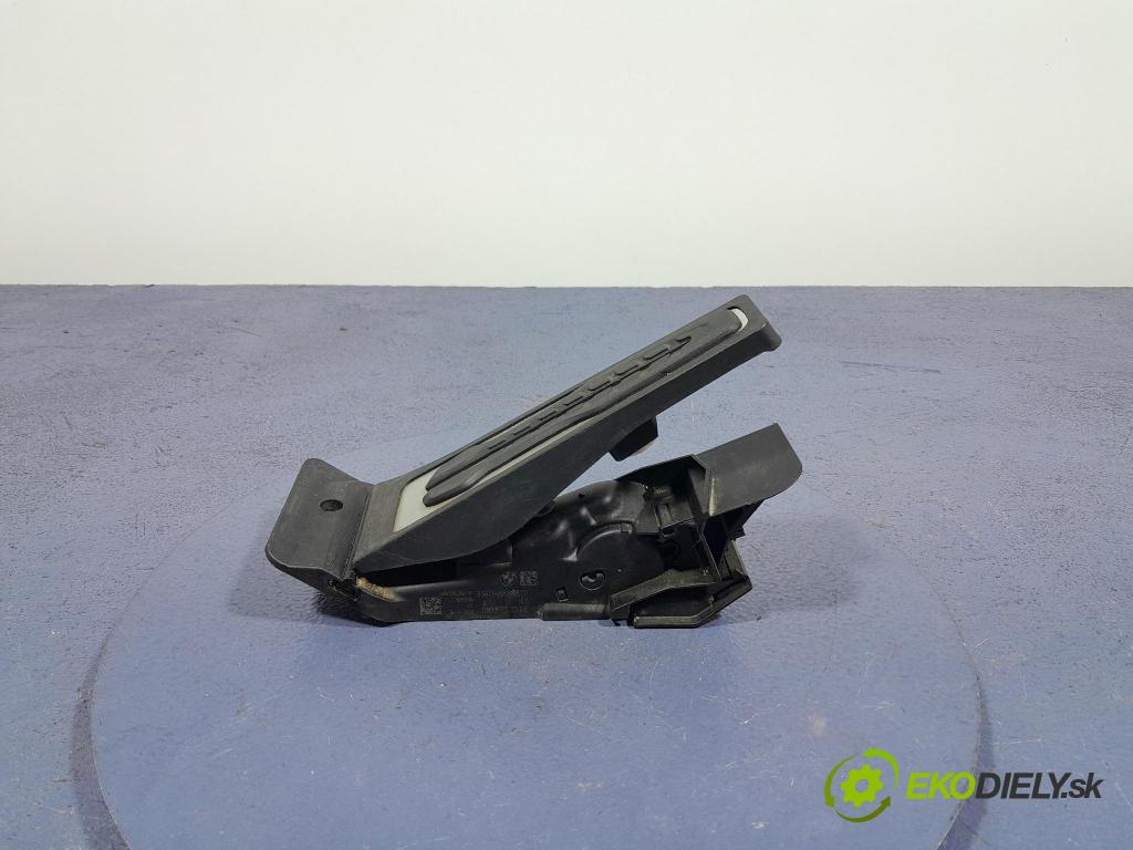 Bmw X7 2021 pedal Plyn: 6889820