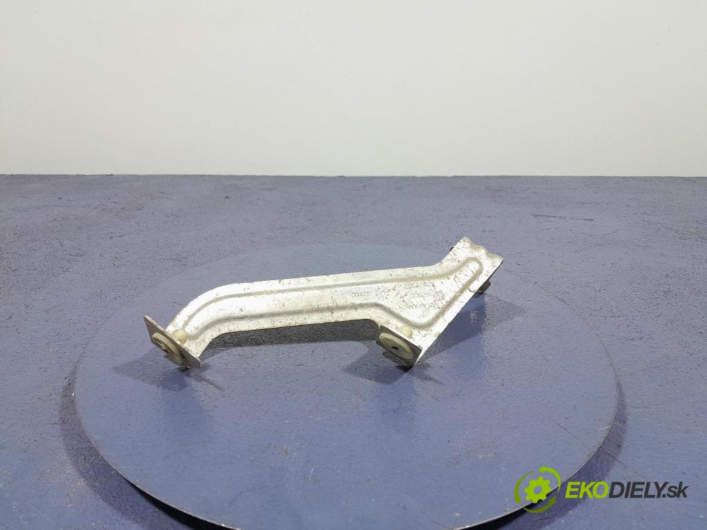 Bmw X7 2021 kryt Plast: podvozek: 7428100