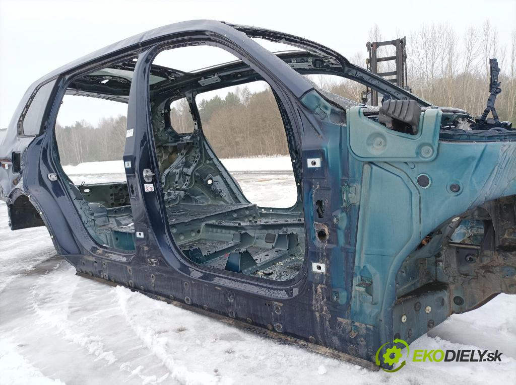 Bmw X7 2021 práh v pravo: 