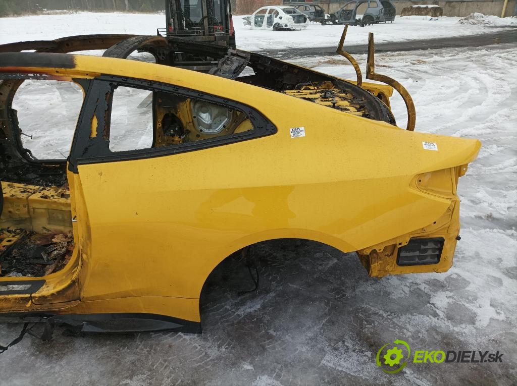 Bmw M4 2022 Zad: