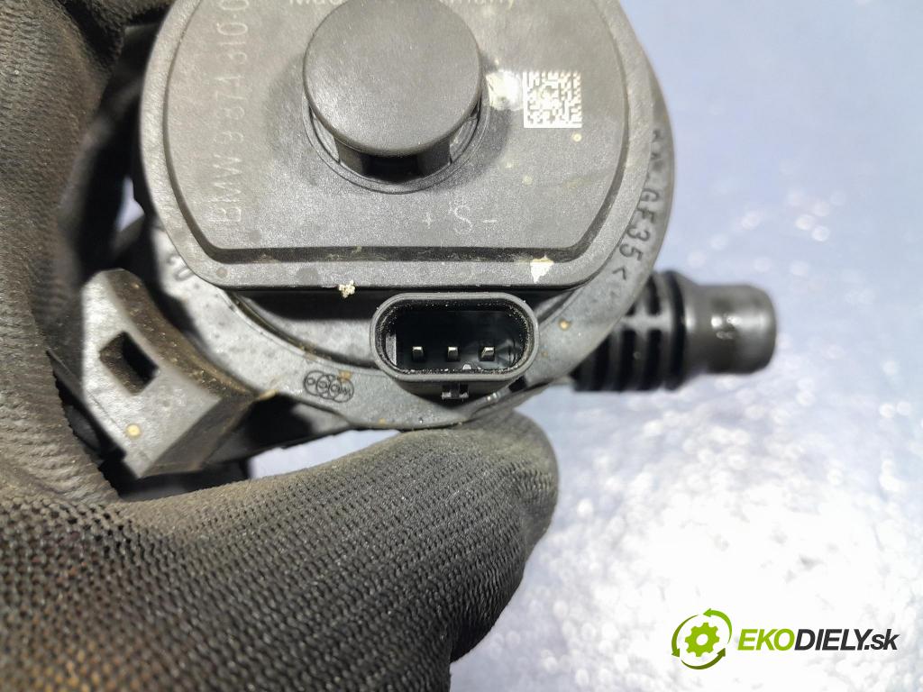 Bmw X7 2021 čerpadlo Voda: 9874310