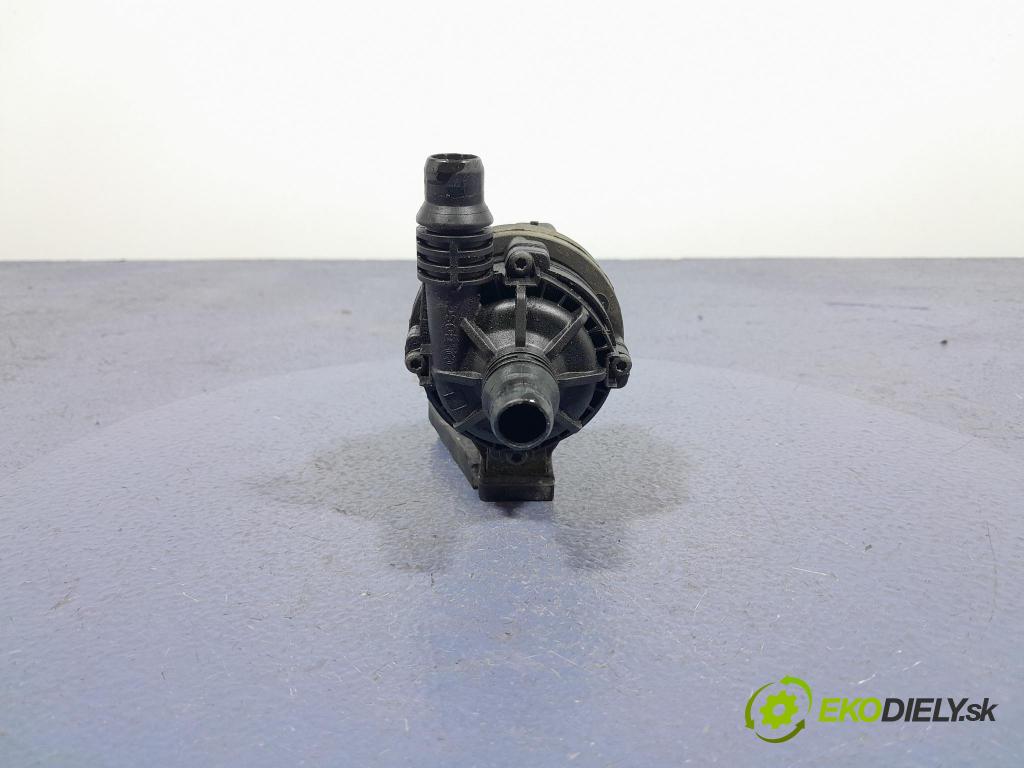 Bmw X7 2021 čerpadlo Voda: 8477210