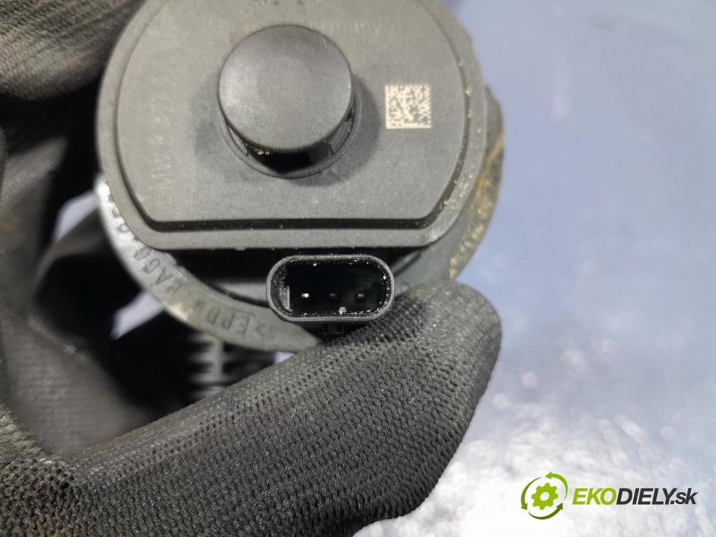 Bmw X7 2021 čerpadlo Voda: 8477210