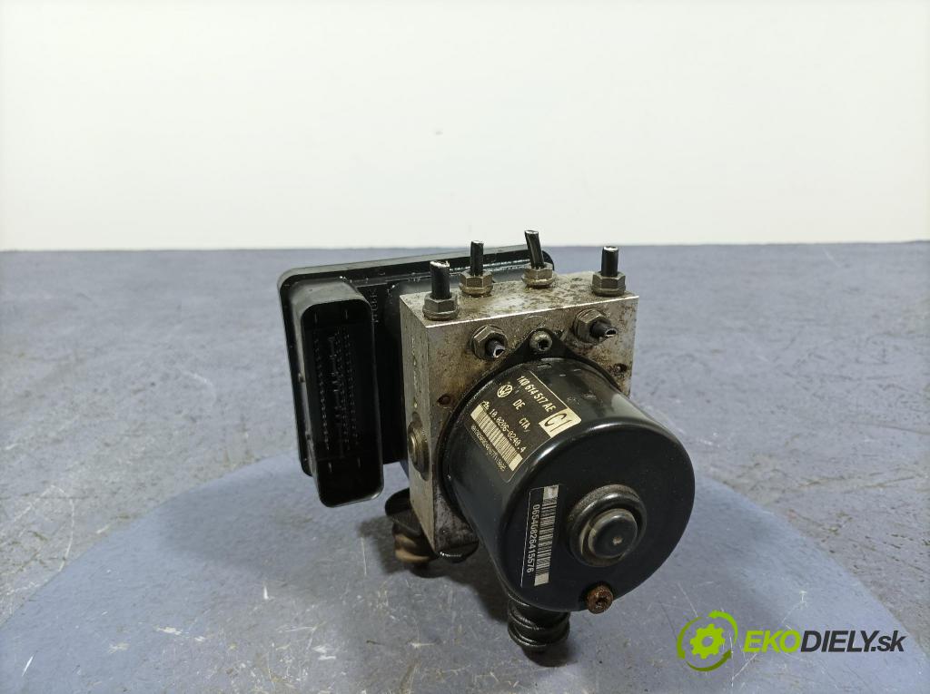 Vw Touran 2007 čerpadlo ABS x 1K0614517AE