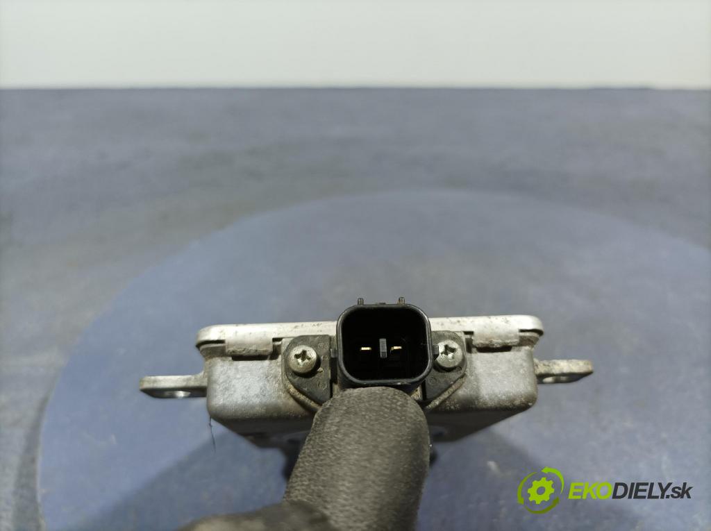 Mitsubishi Outlander 2010 měnič W3T16271