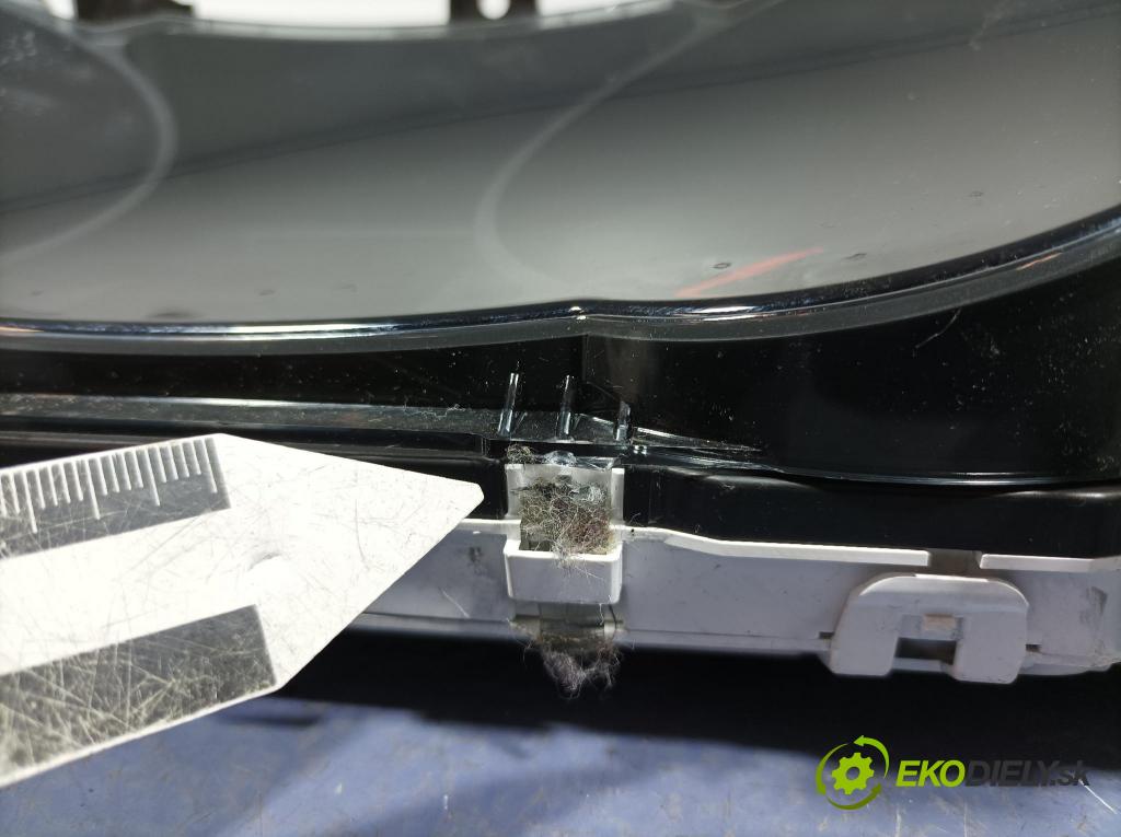 Mitsubishi Outlander 2010 prístrojovka/ budíky 8100B202