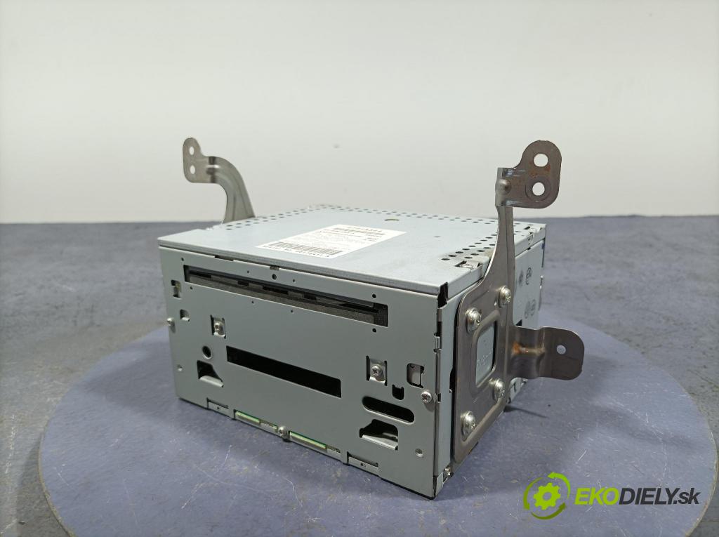 Mitsubishi Outlander 2010 Radio I Navigácia: 8701A364