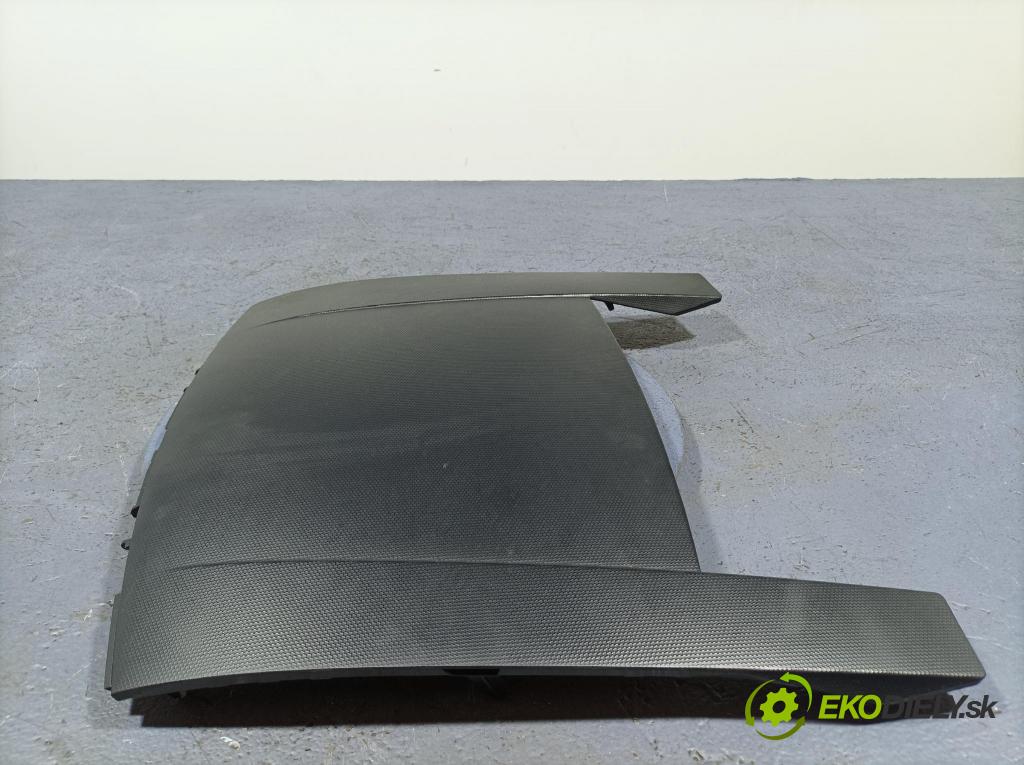 Mitsubishi Outlander 2010 kryt Plast: Interiéry: 8002A733ZZ