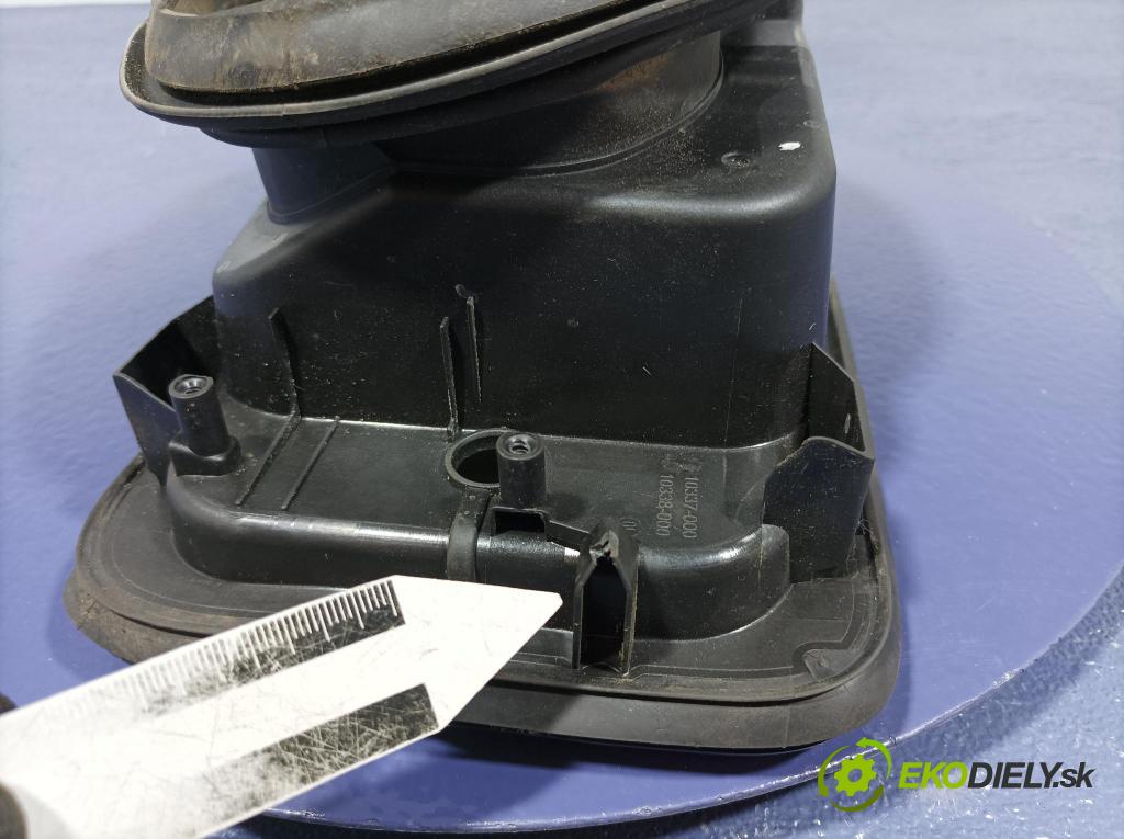 Bmw X7 2021 Klapka Infuze Paliva: 7440020