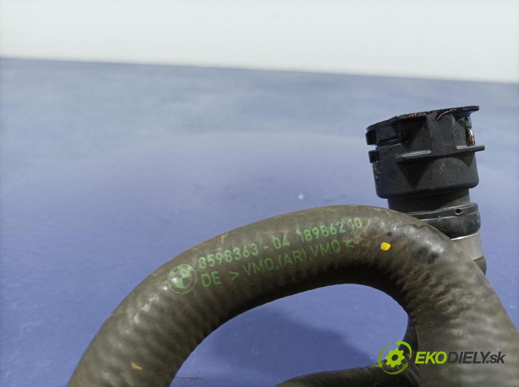 Bmw X7 2021 trubka Chladič: 8598363