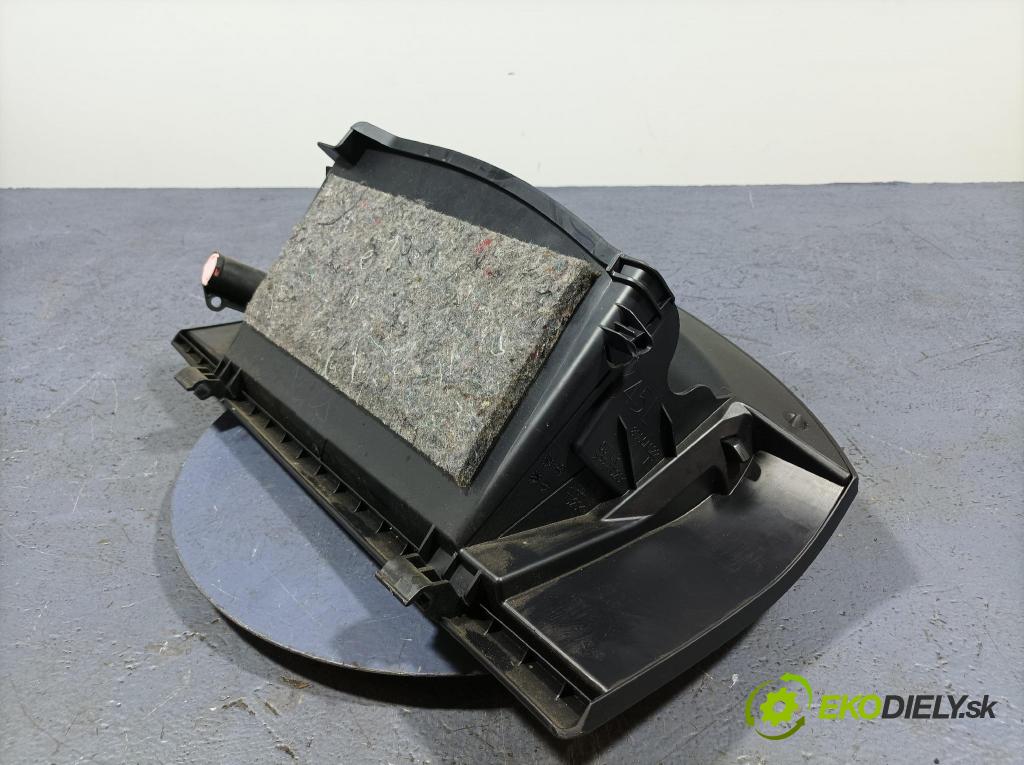 Mitsubishi Outlander 2010 kastlík 8006A022