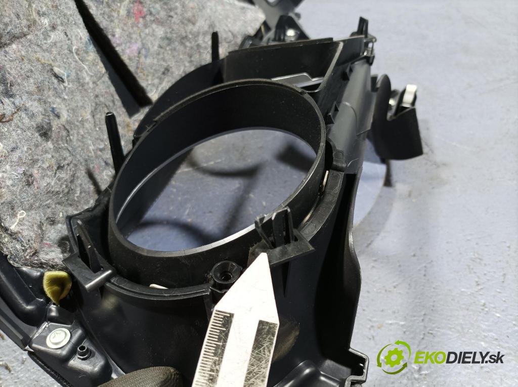 Mitsubishi Outlander 2010 kryt Plast: Interiéry: 8060A089