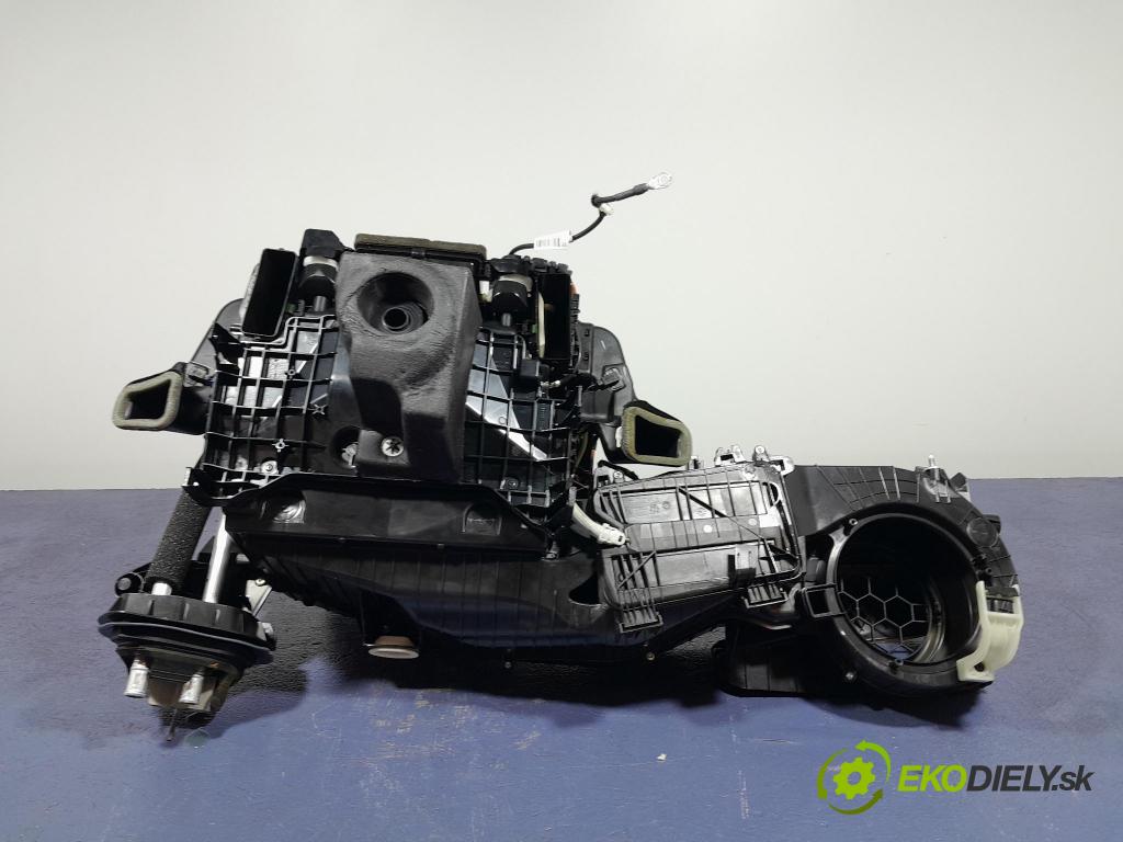 Bmw X7 2021 radiator 6805837