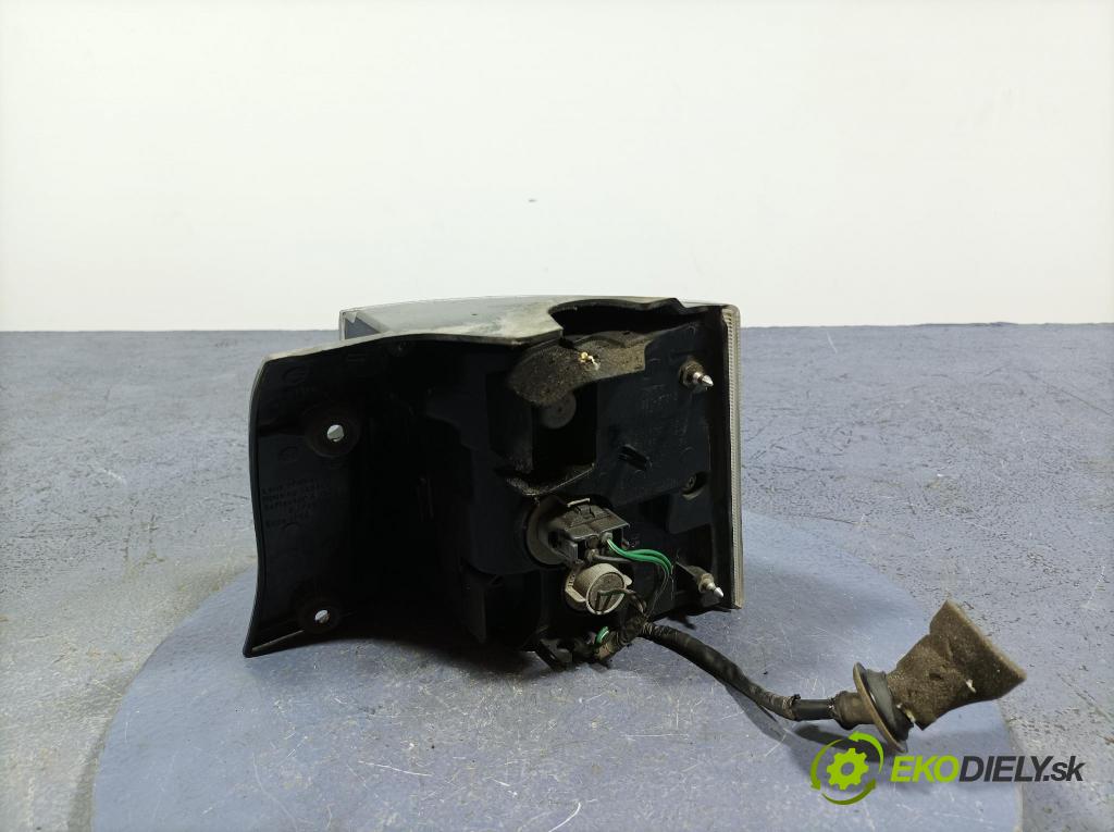 Mitsubishi Outlander 2010 svetlo / reflektor zad ľavá Vonkajsia: 220-87813