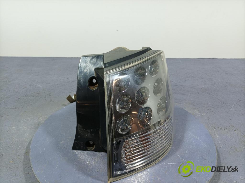 Mitsubishi Outlander 2010 svetlo / reflektor zad Prava: Vonkajsia: 220-87813