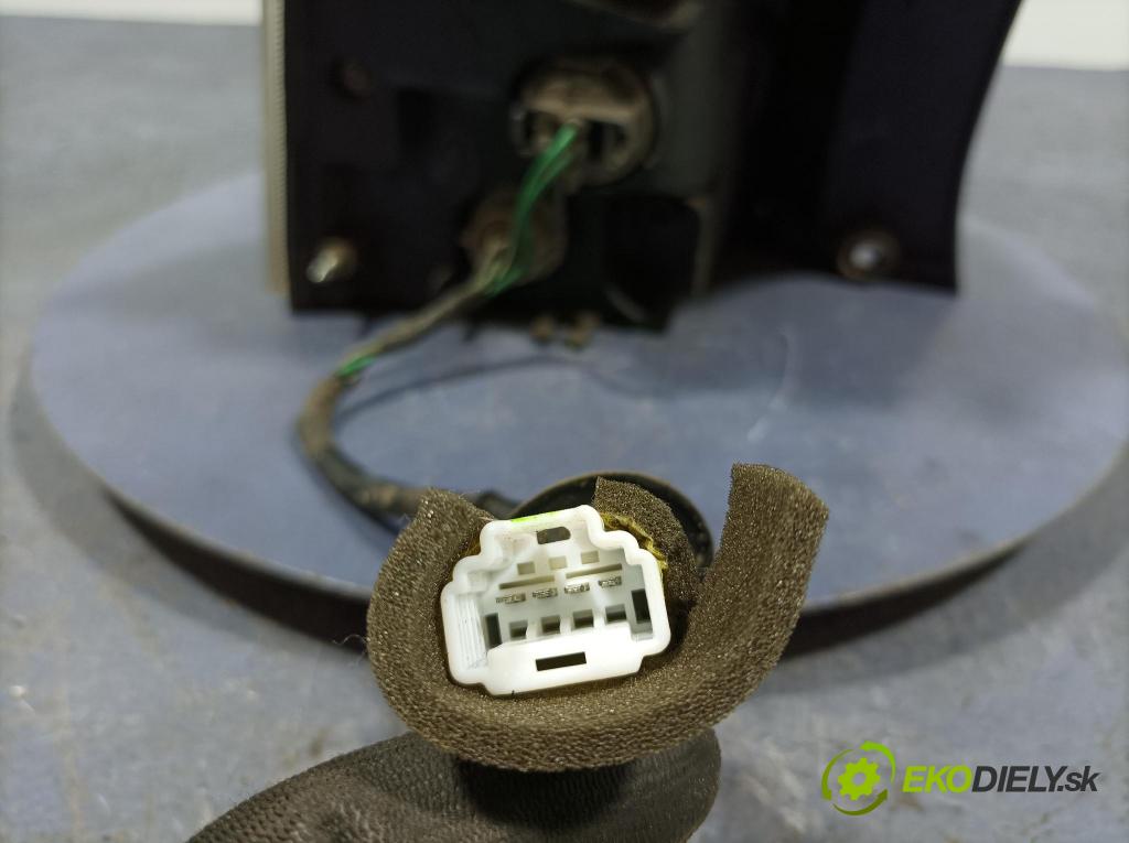 Mitsubishi Outlander 2010 svetlo / reflektor zad Prava: Vonkajsia: 220-87813